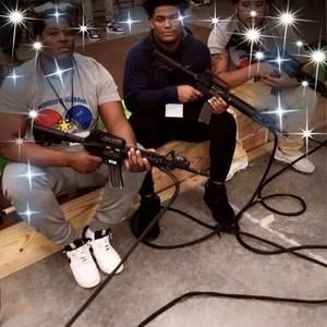 Meet your Posher, Robin